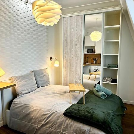 Champs-Elysees - Suite For 2 People Παρίσι Εξωτερικό φωτογραφία